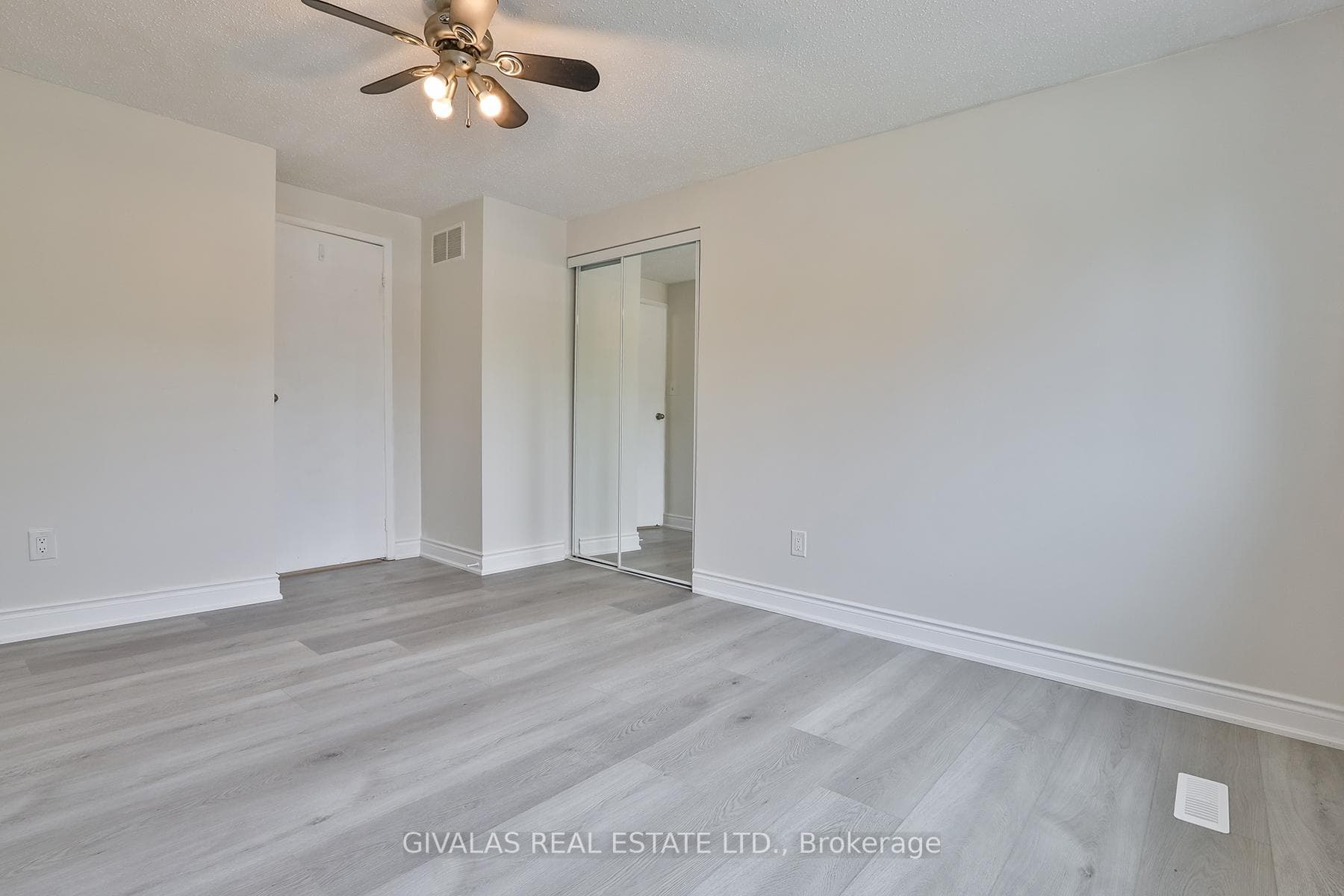23 Plumridge Court photo 21