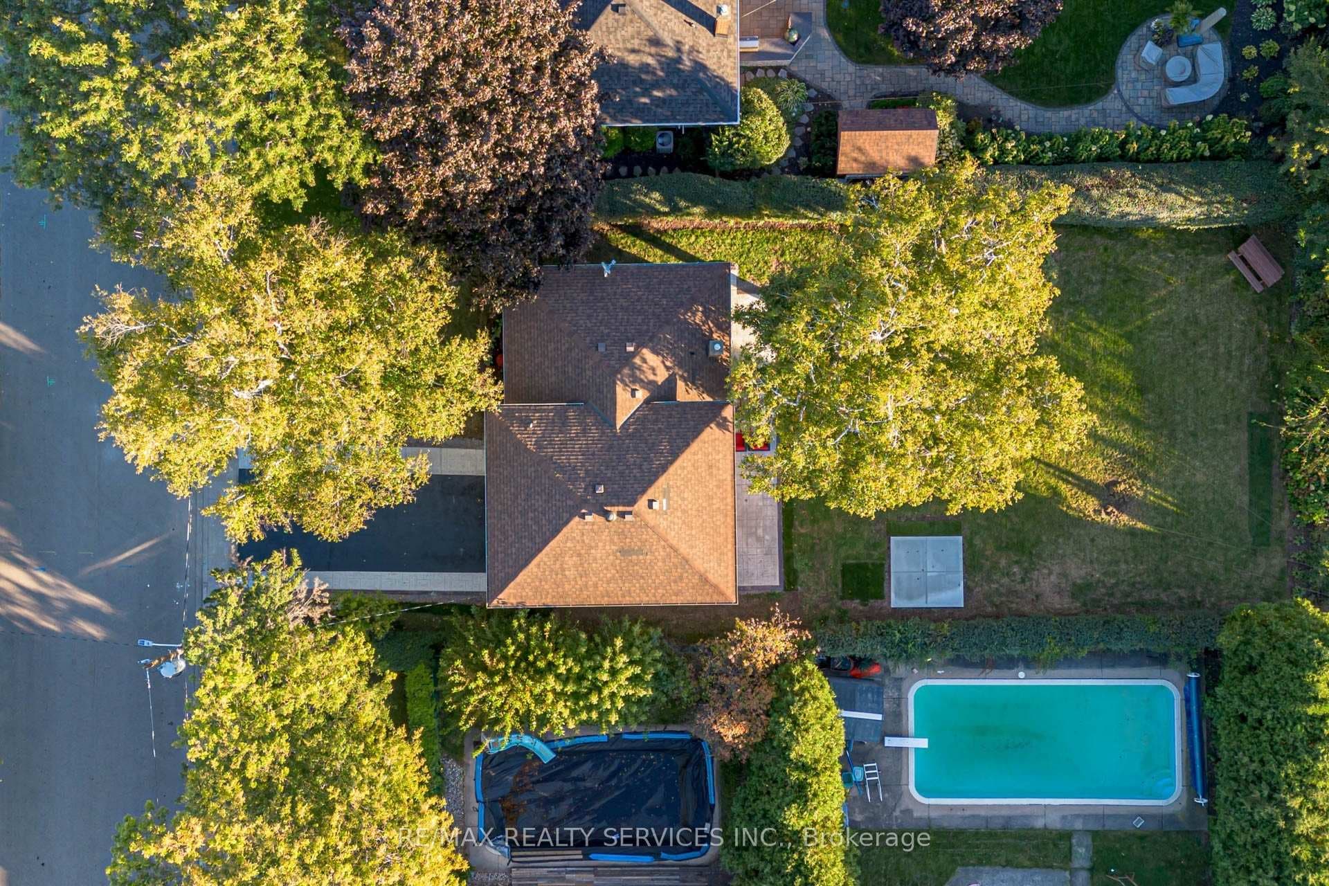772 Paling Road photo 37