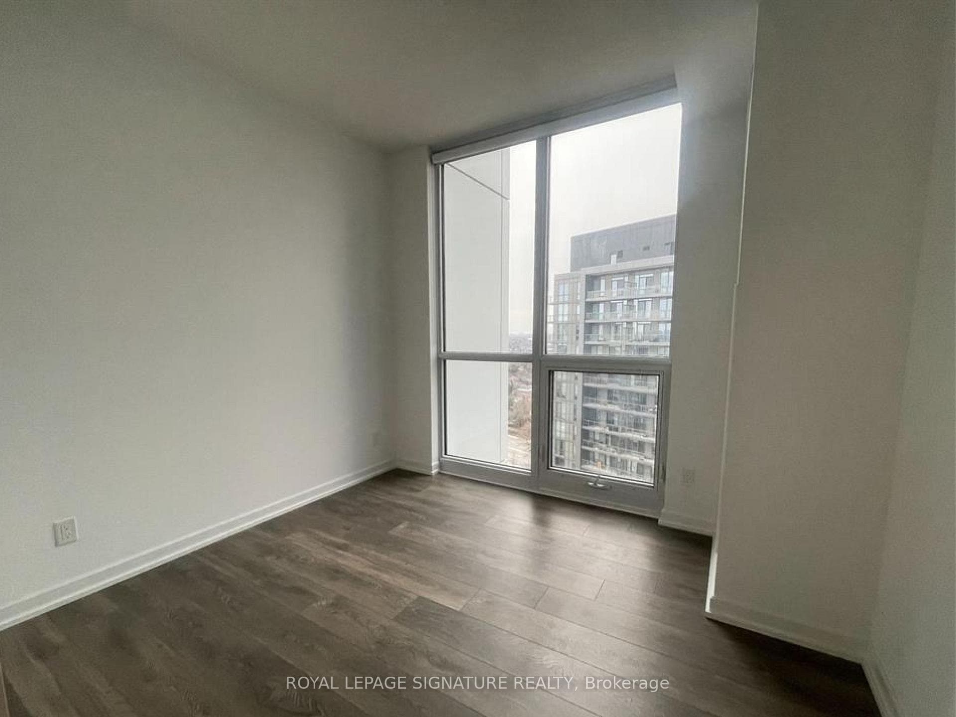 32 Forest Manor Road Unit 1102 photo 27