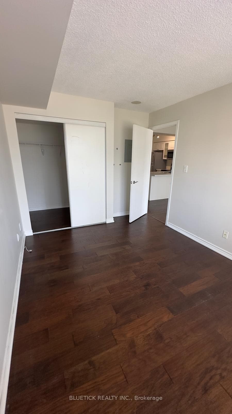410 Queens Quay Unit 1108 photo 12