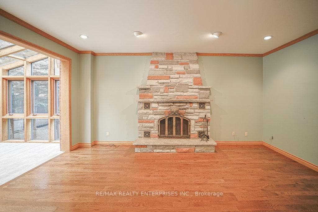 1601 Jalna Avenue photo 10