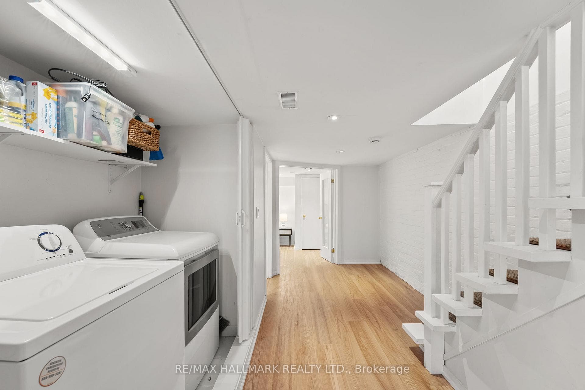 9 Muriel Avenue photo 24