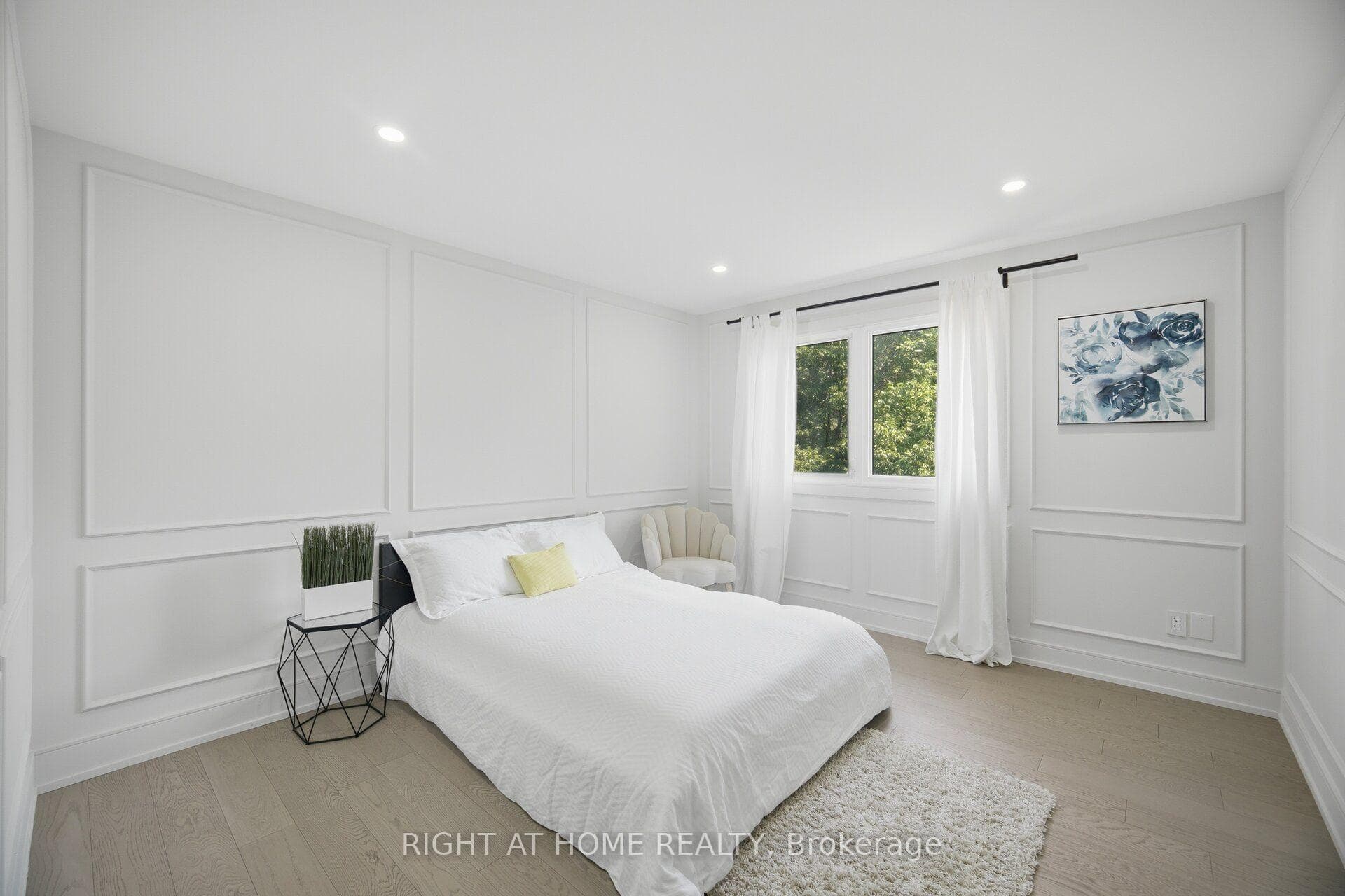 4 Simmons Crescent photo 30