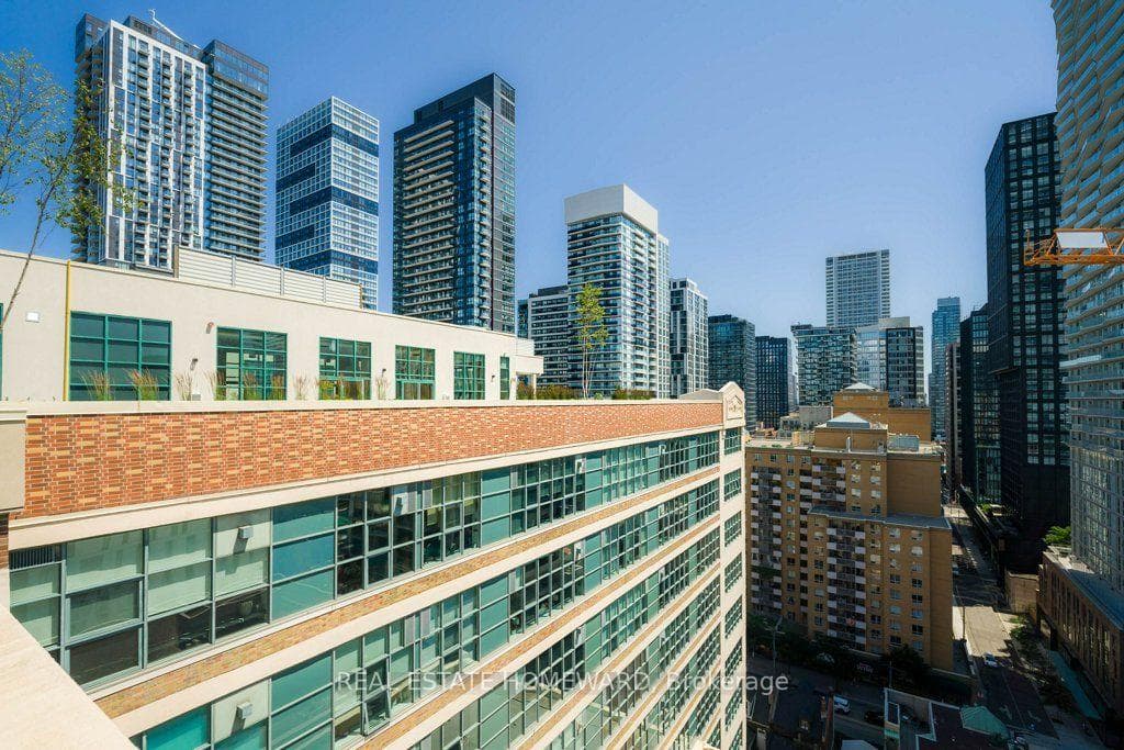 155 Dalhousie Street Unit PH1 photo 33