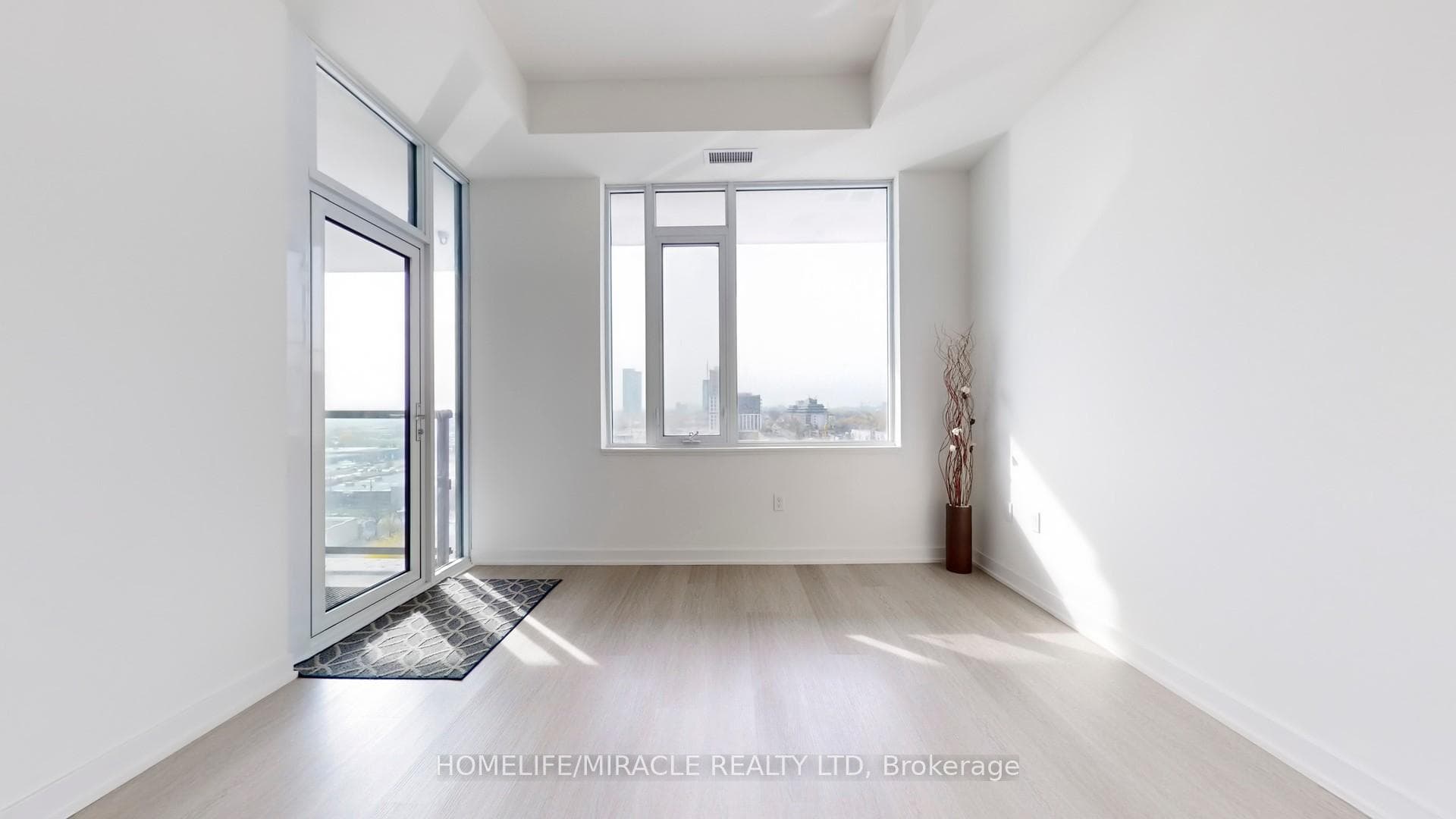 859 The Queensway N/A Unit 805 photo 14