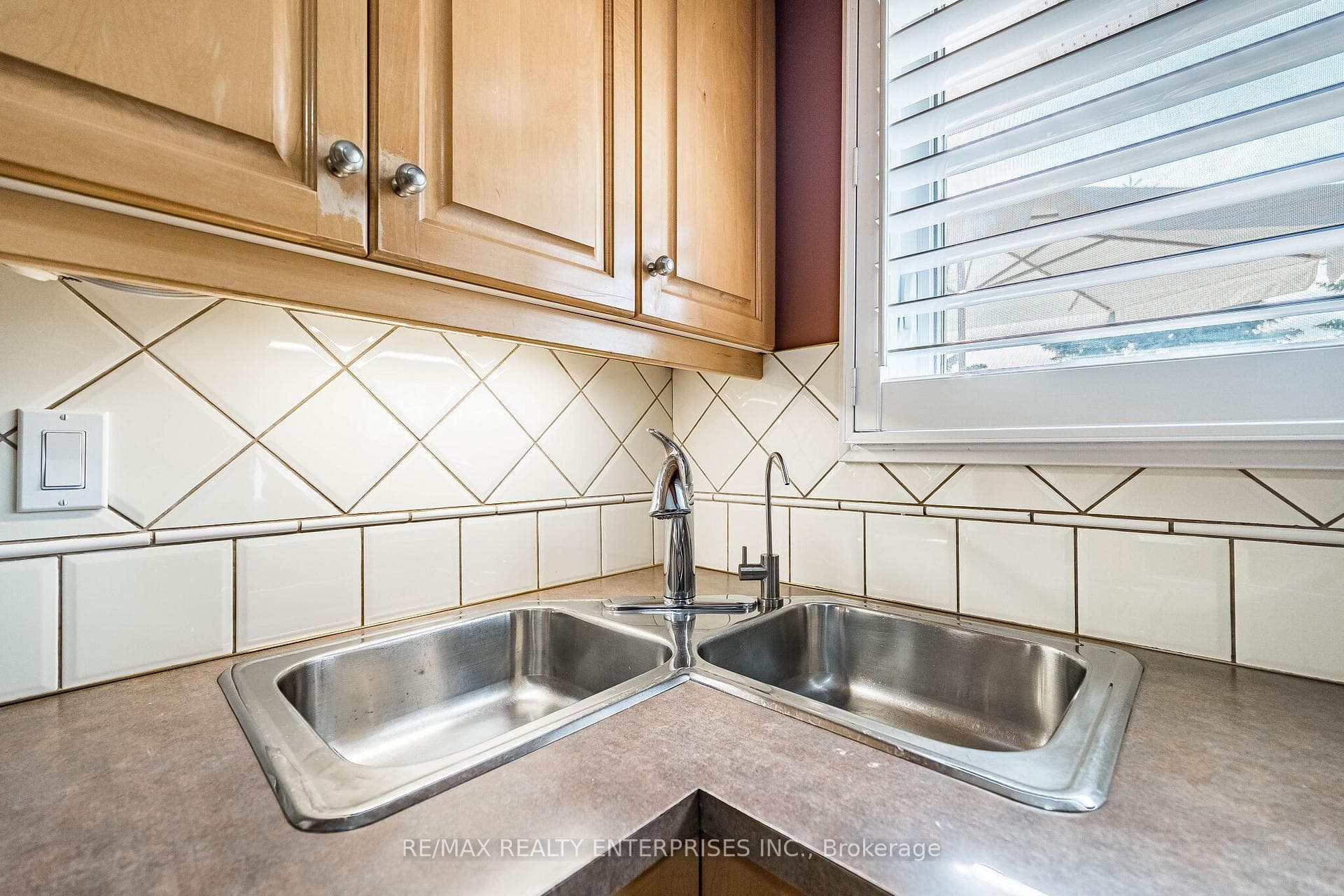 19 Baker Road photo 15