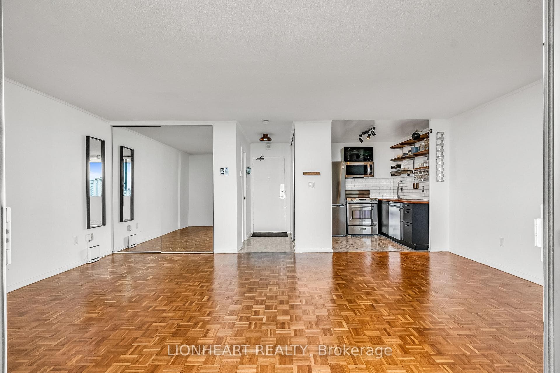 40 Homewood Avenue Unit 2608 photo 21