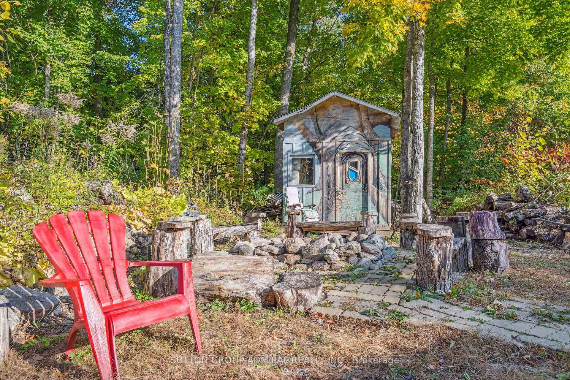 19 Duquette Court photo 33
