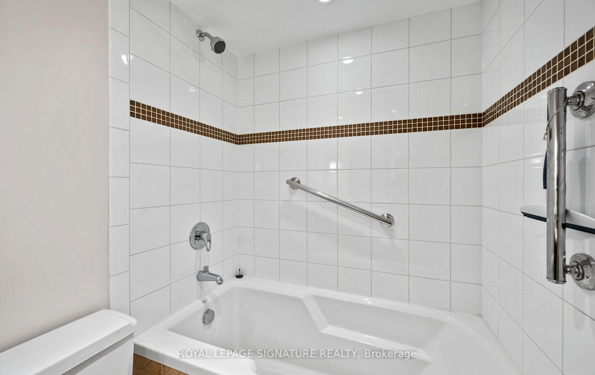 2175 Marine Drive Unit 1508 photo 30