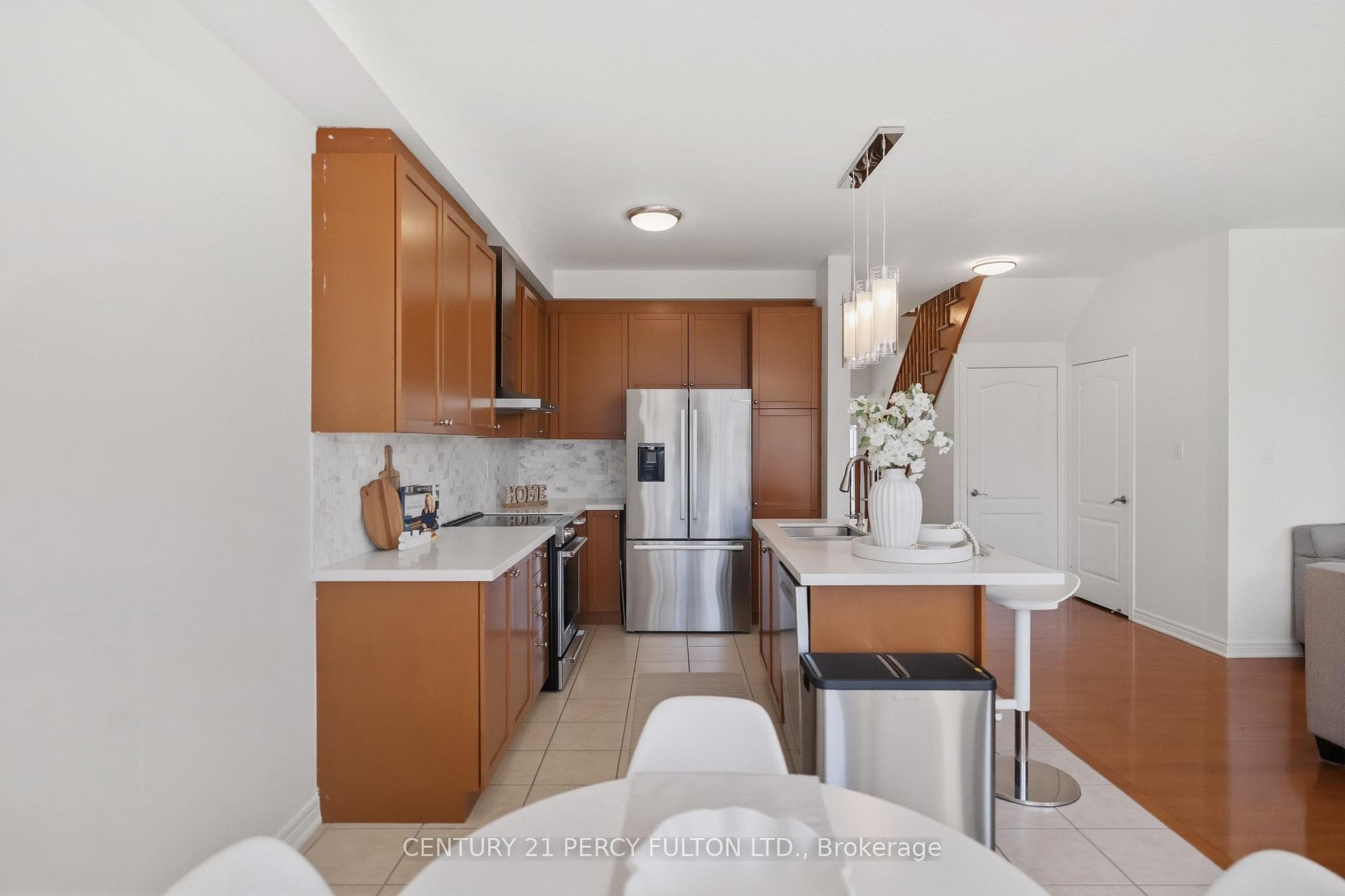 77 Appleview Rd- Kitchen
