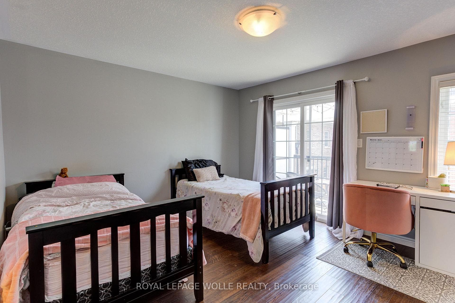 8 Beatrice Lane photo 23