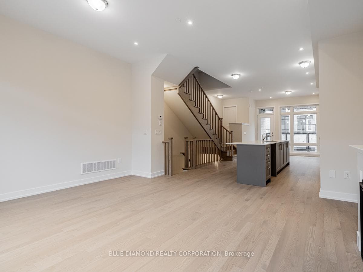 155 Credit Lane photo 8
