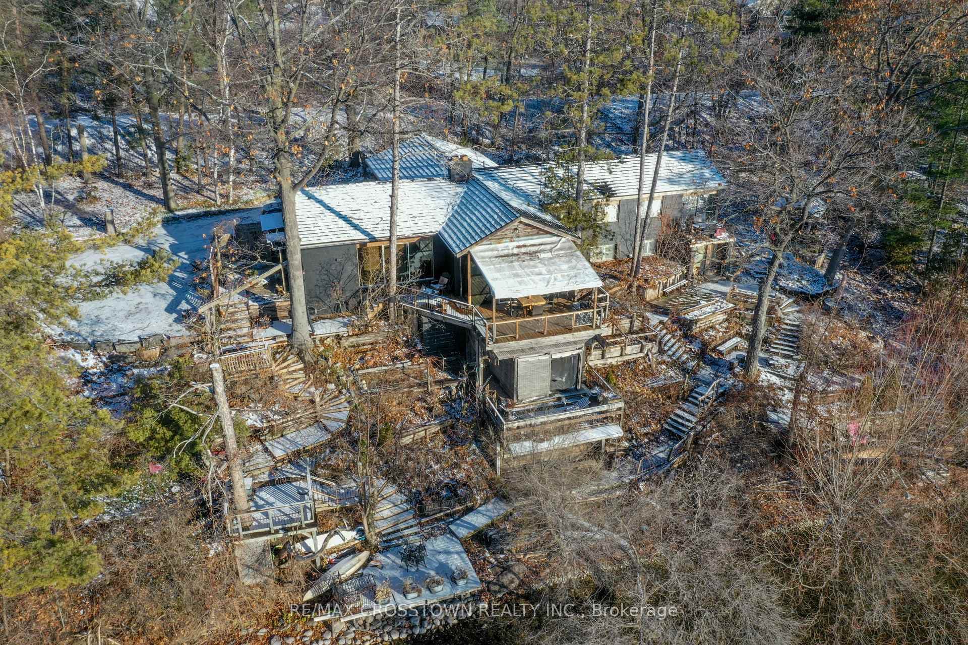 2A Penetanguishene Road photo 4