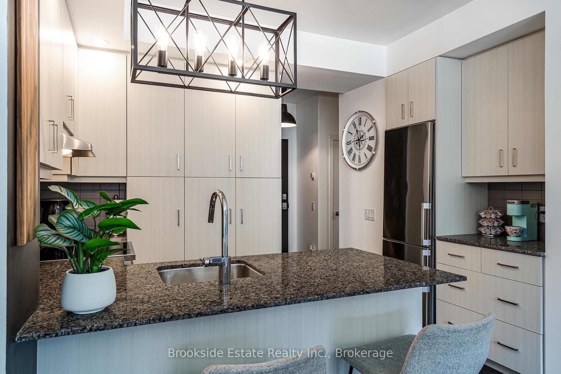 40 ESPLANADE Lane Unit 202 photo 24