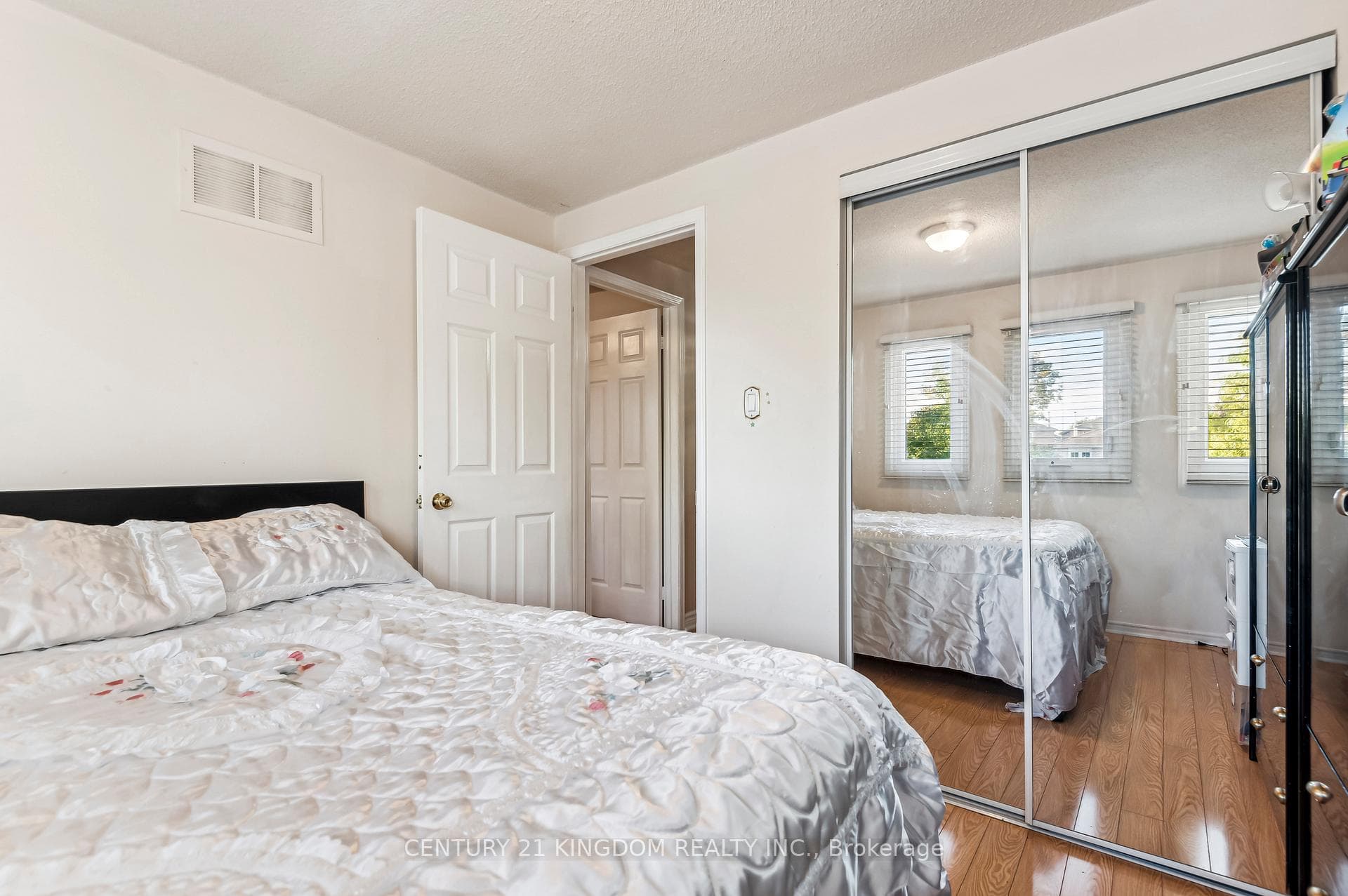 34 Goodall Drive photo 18