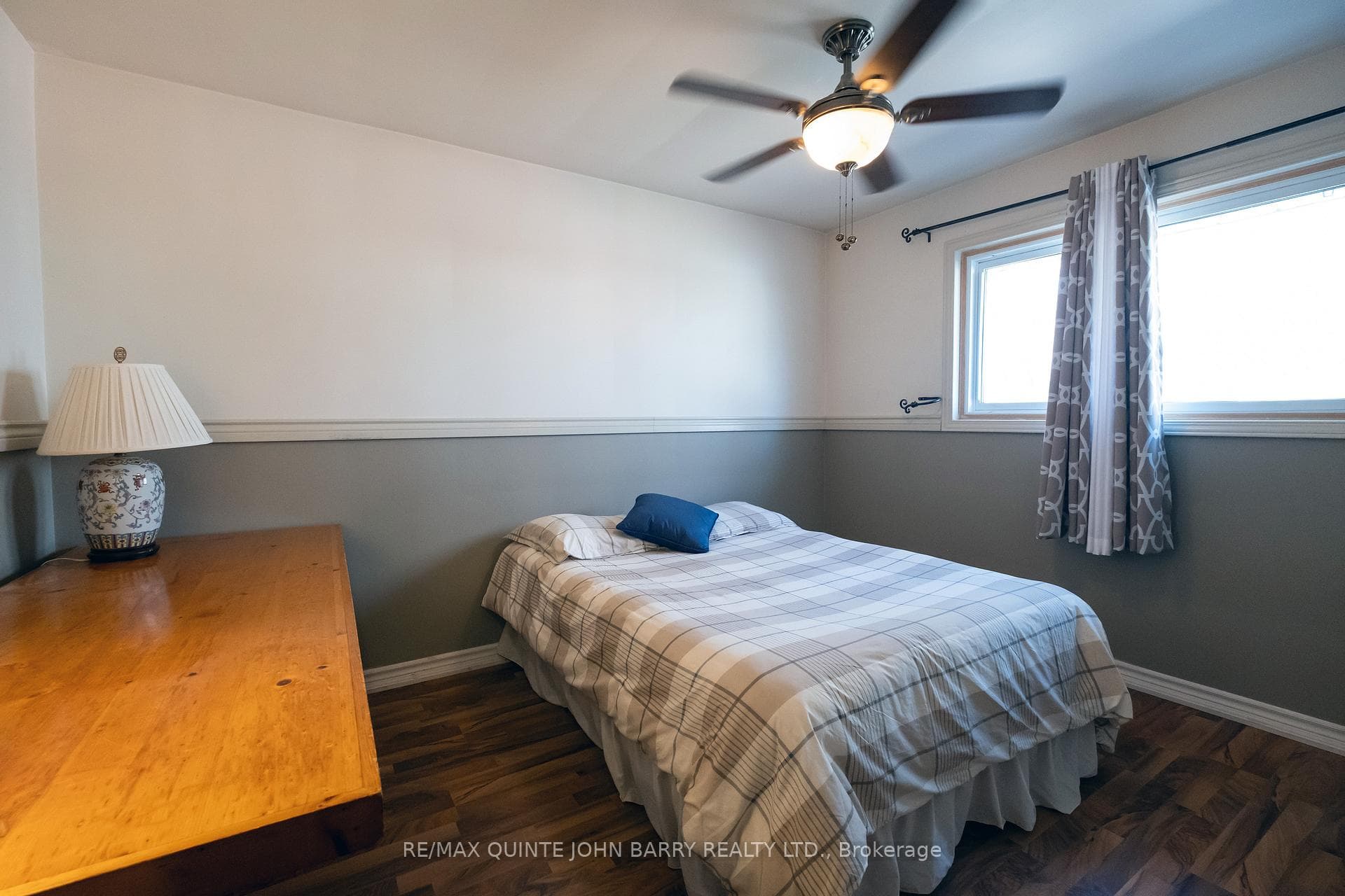24 Warren Road photo 15