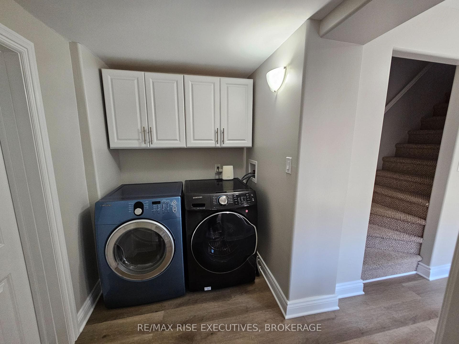 524 Frontenac Street photo 17