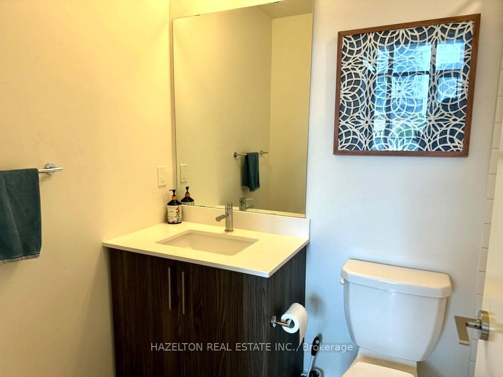 27 Bathurst Street Unit 212 photo 15