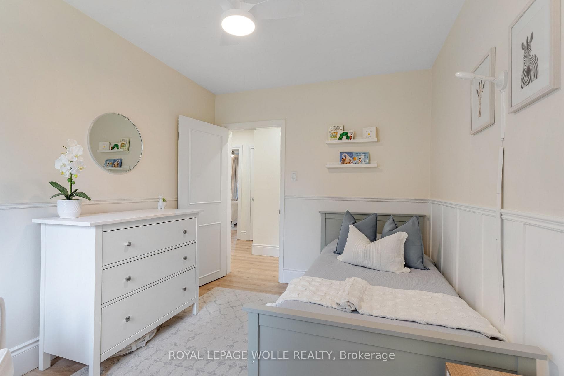 226 Forsyth Drive photo 28
