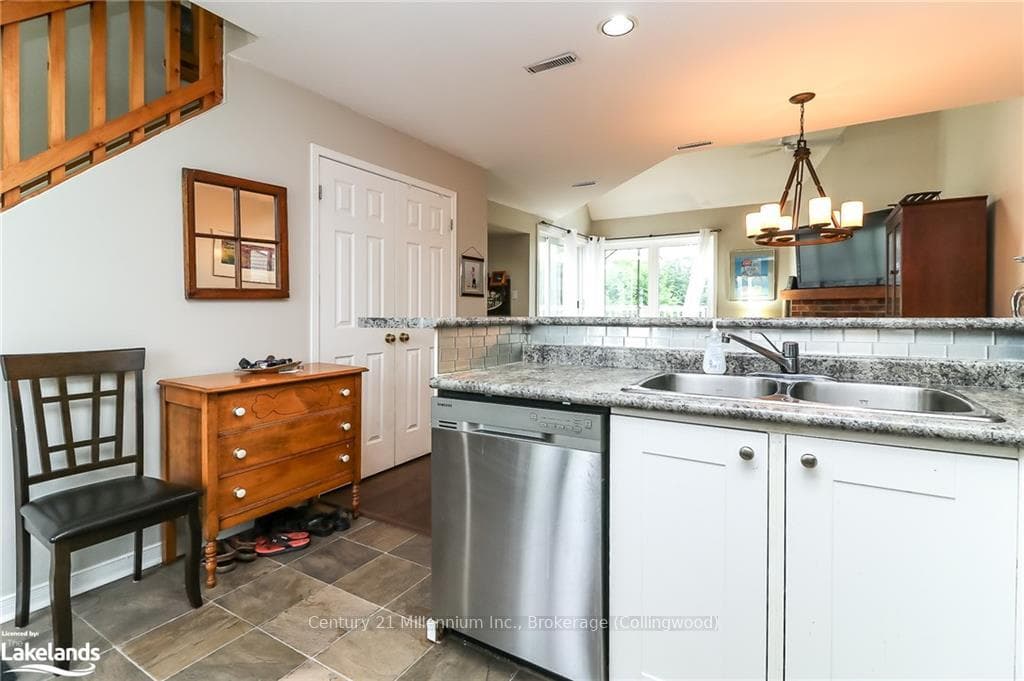 55 TROTT Boulevard Unit 124 photo 4