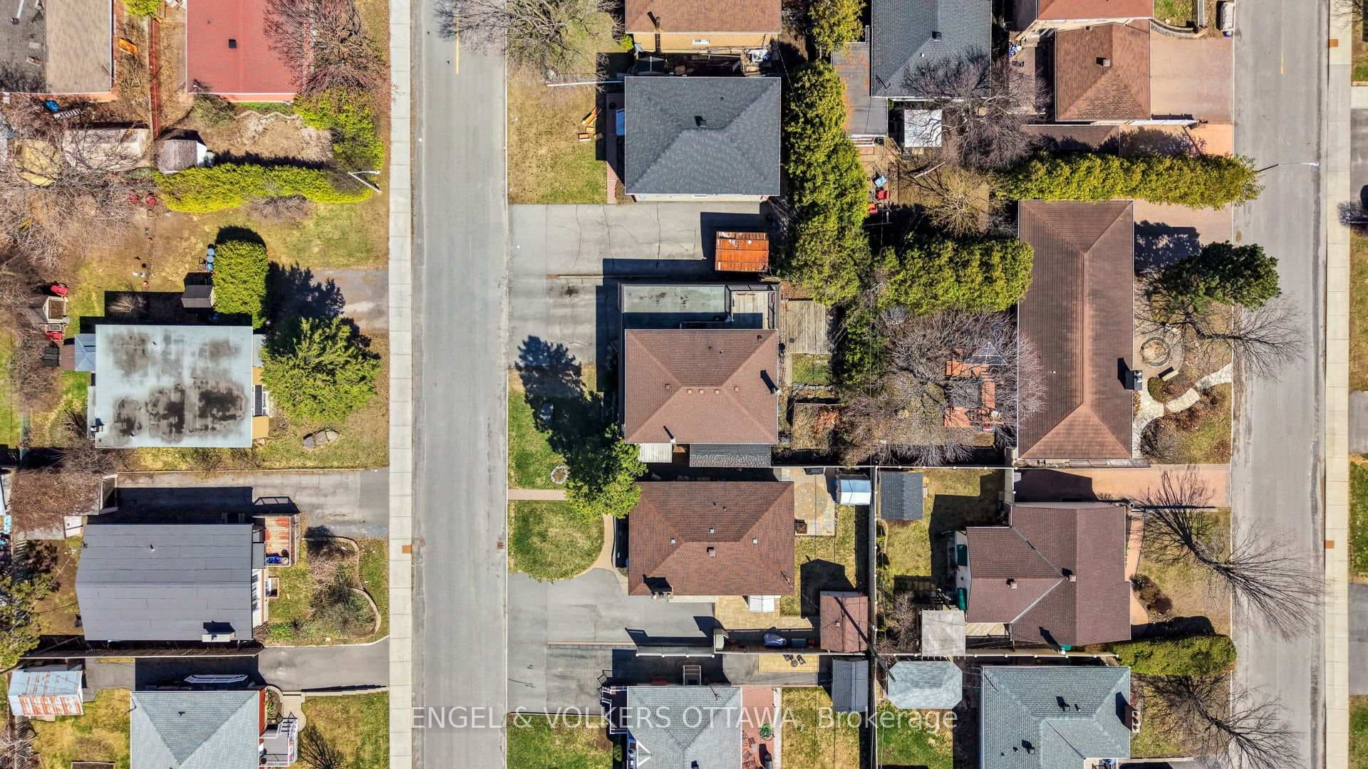 1311 S Avenue photo 49