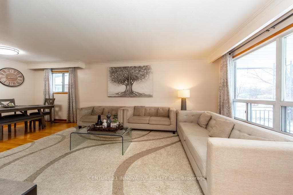 4 Albacore Crescent photo 5