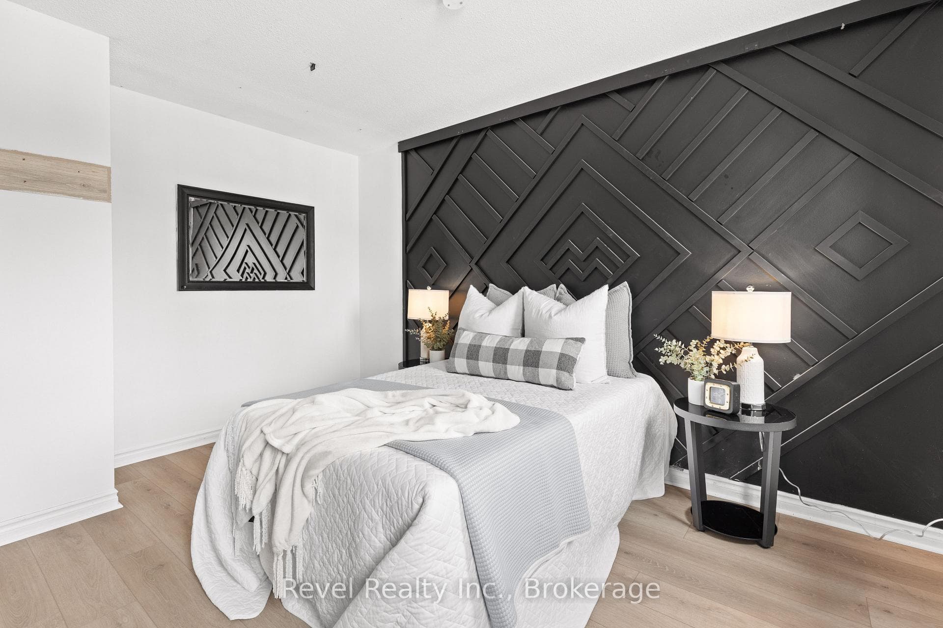 123 Albert Street photo 23