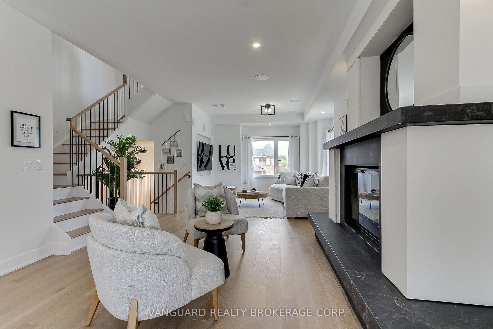 146 Landsbridge Street photo 6