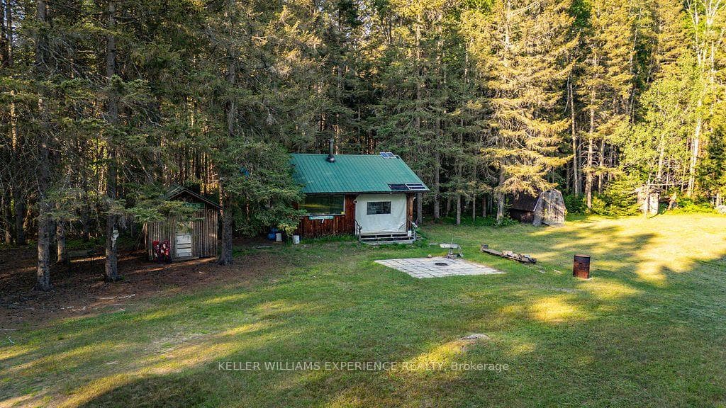 2101 Ahmic Lake Road photo 11