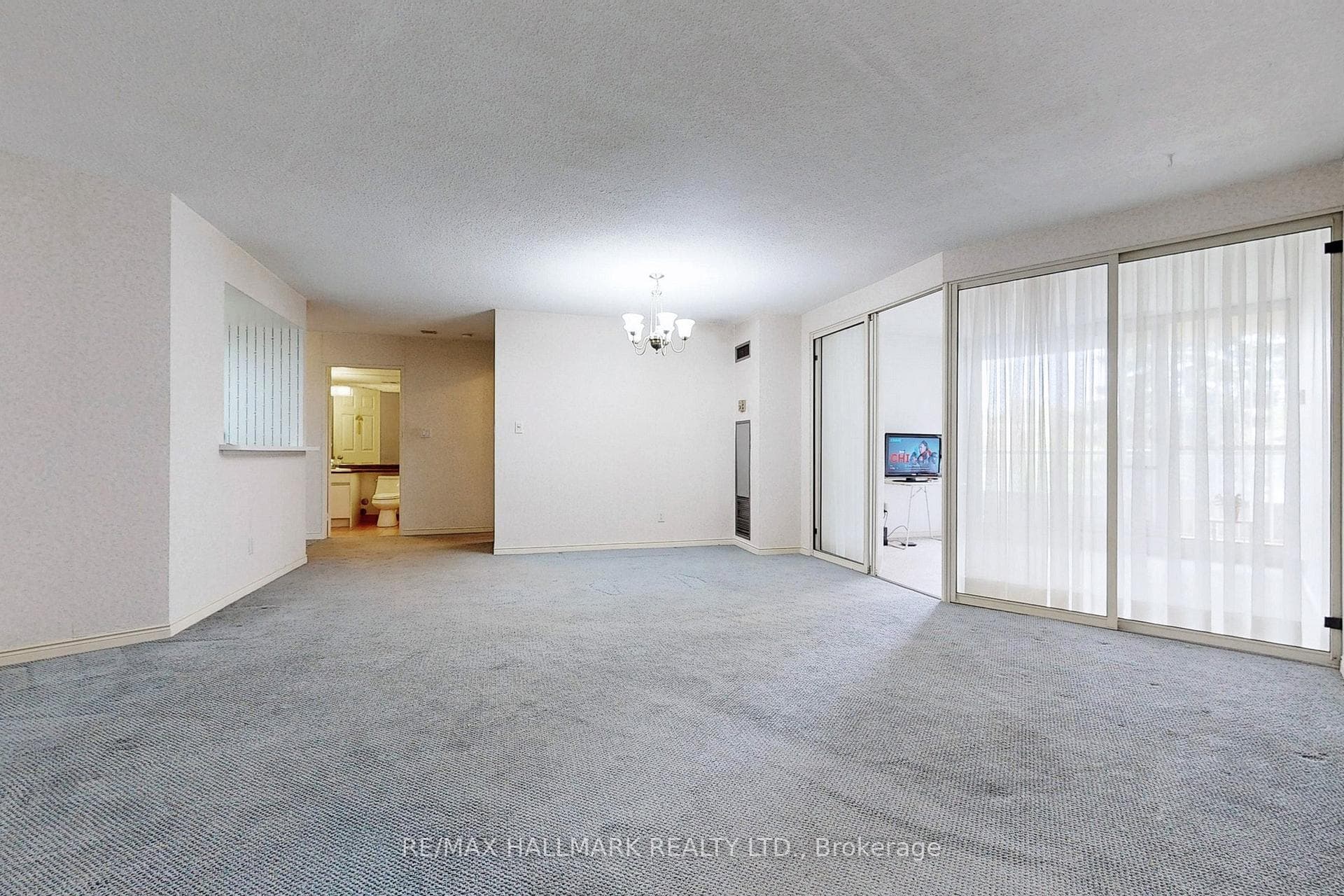 20 Guildwood Parkway Unit 316 photo 9