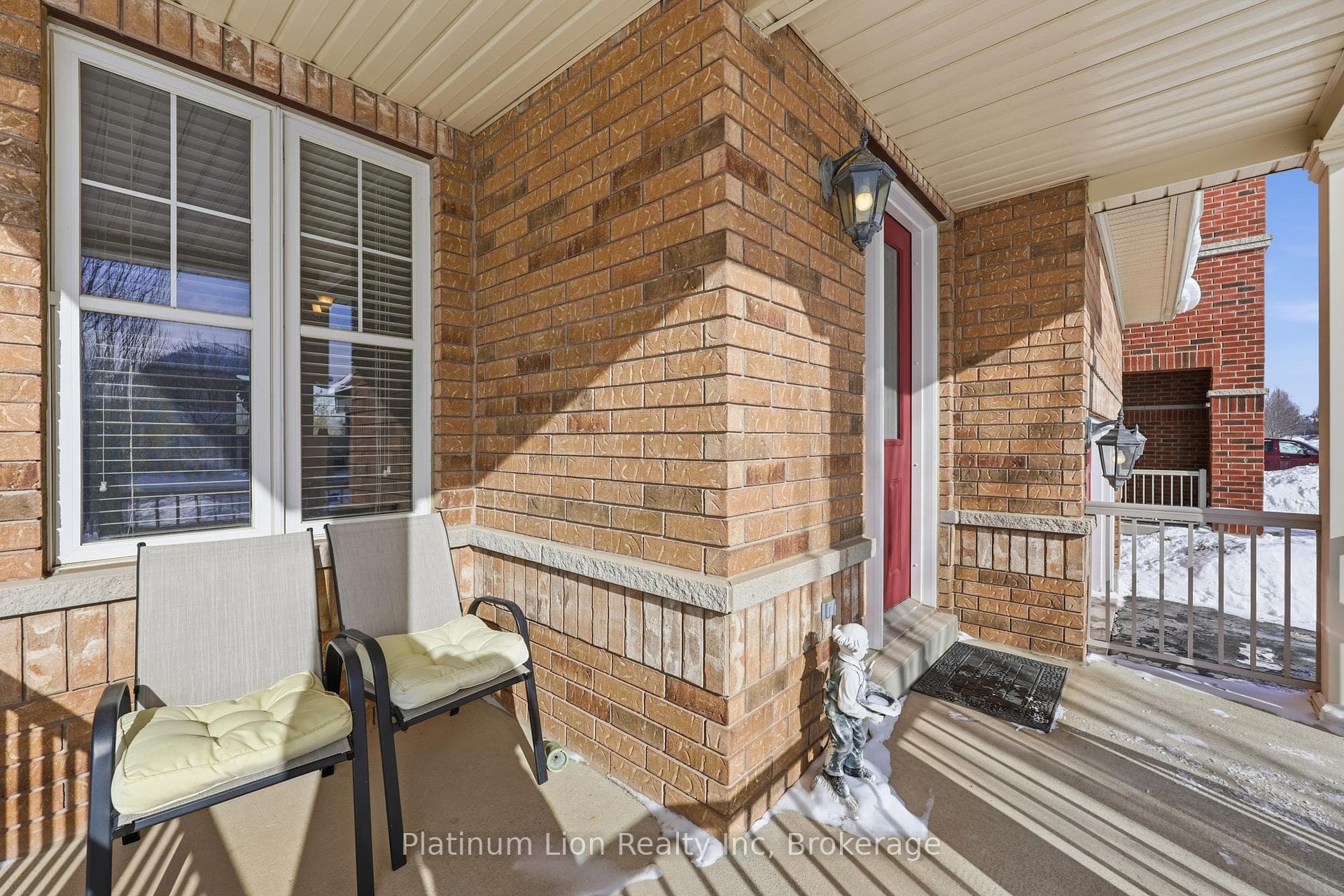 274 Nisbet Boulevard photo 5