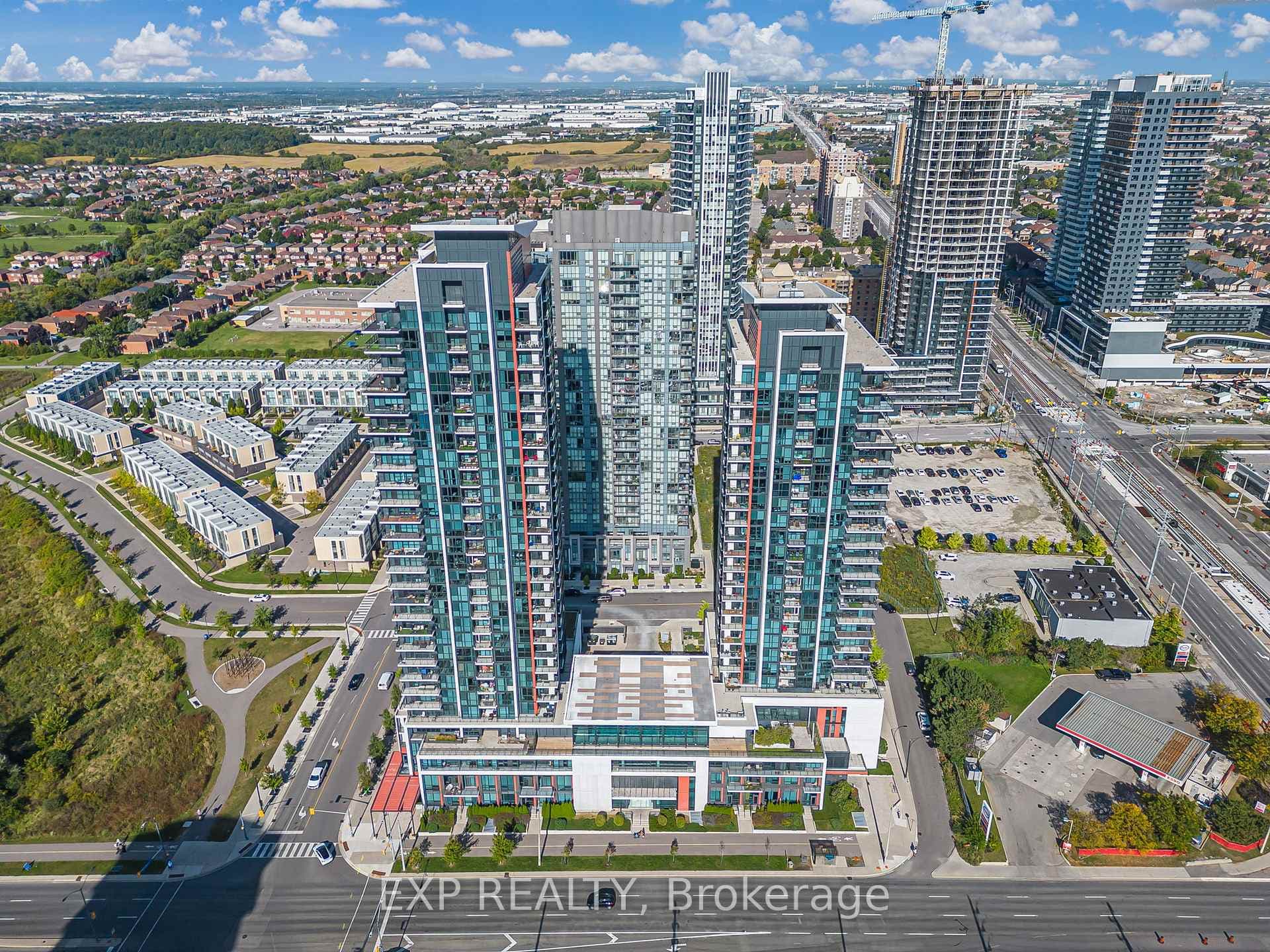 75 Eglinton Avenue Unit 1901 photo 32