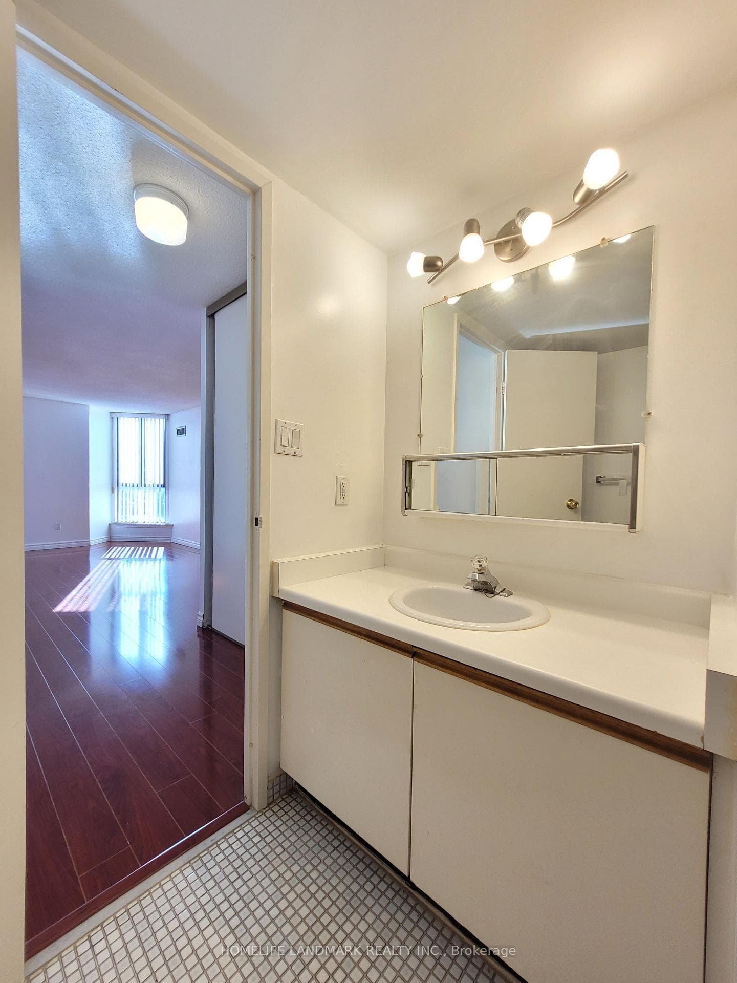 75 Bamburgh Circle Unit 1015 photo 20