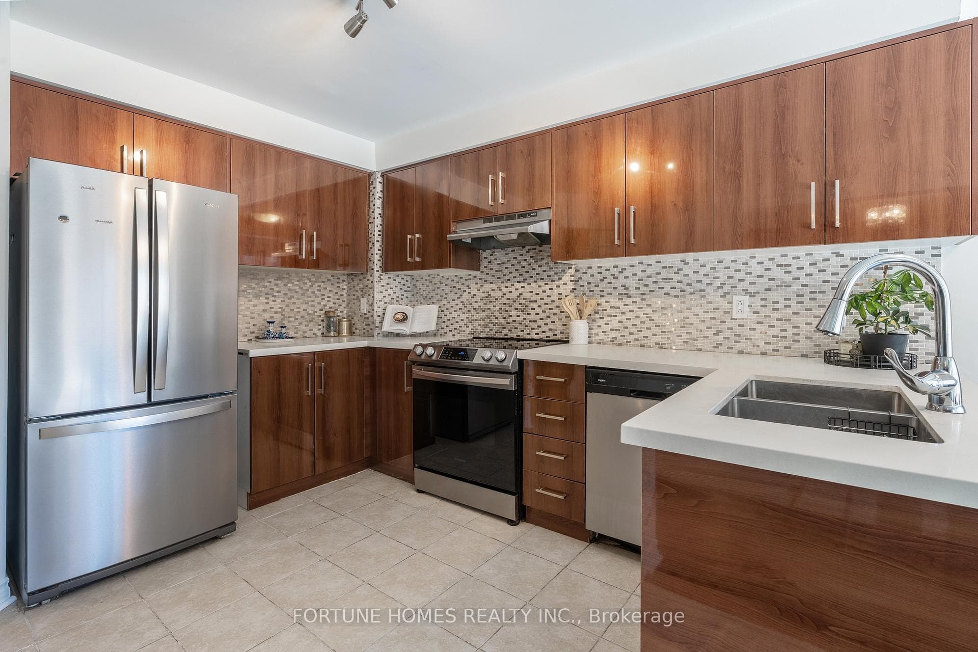 3600 Colonial Drive Unit 14 photo 10
