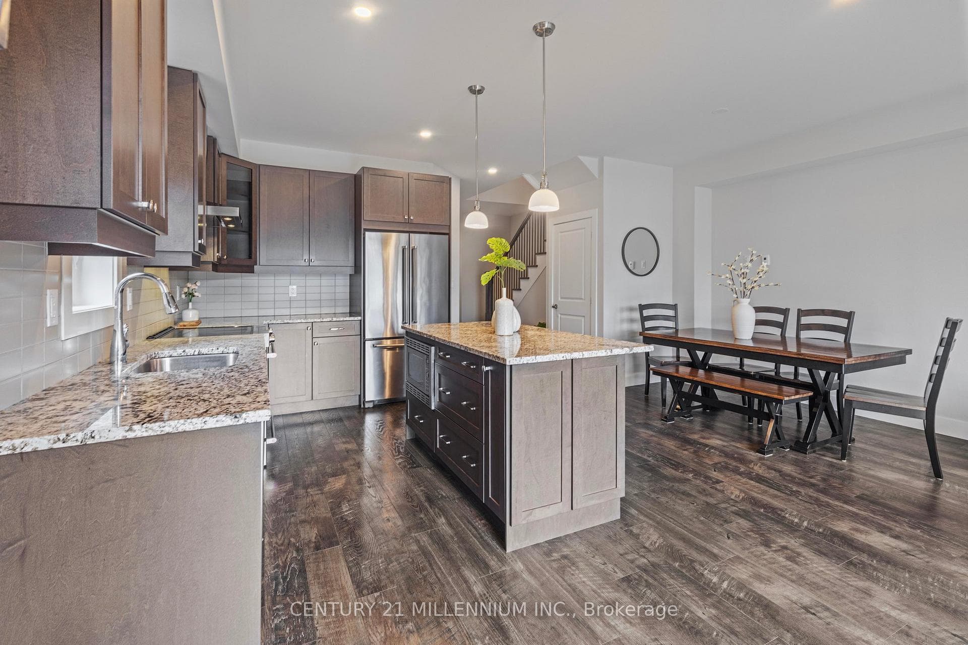 134 Red Pine Street photo 10