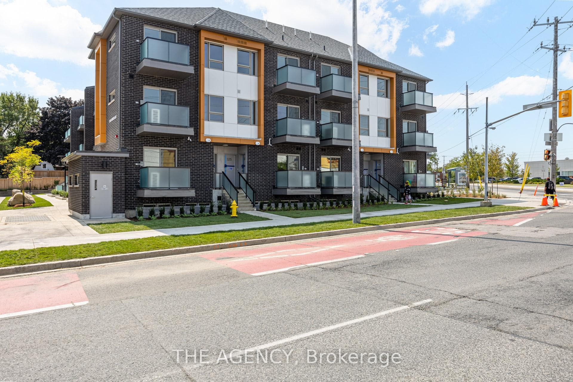 2787 Eglinton Avenue Unit 329 photo 2