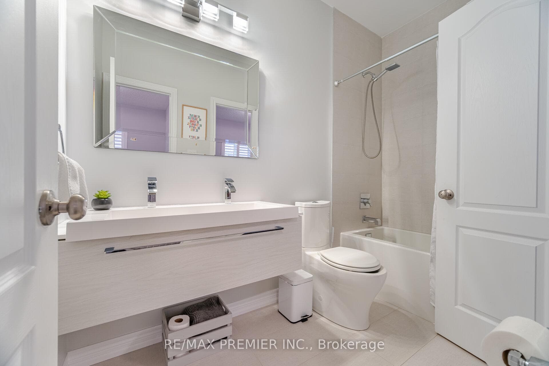 159 Lormel Gate photo 23