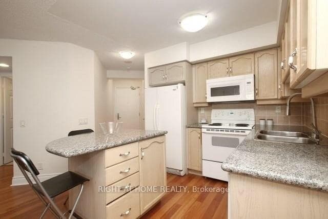 78 Harrison Garden Boulevard Unit 801 photo 10