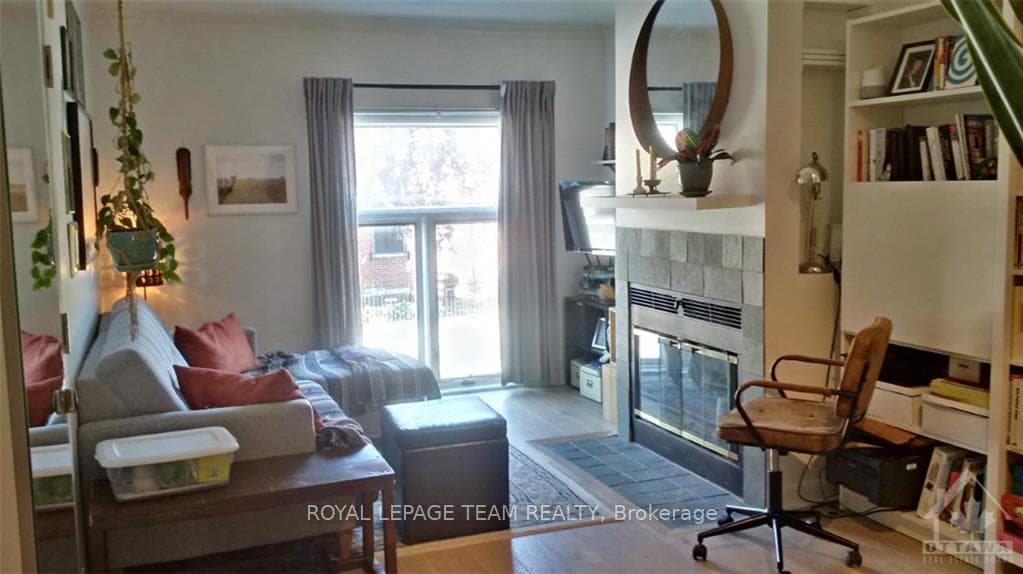 142 GUIGUES Avenue Unit 1 photo 2