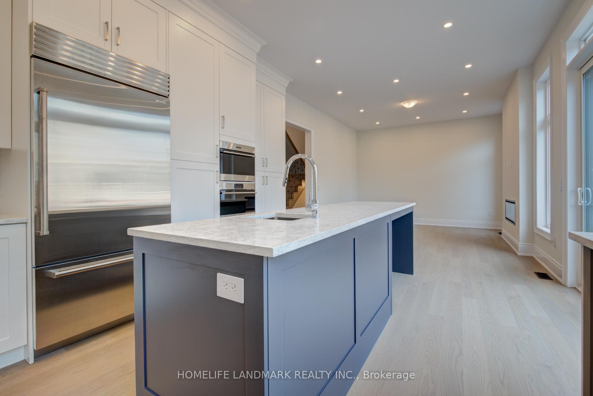 2414 Charles Cornwall Avenue photo 11