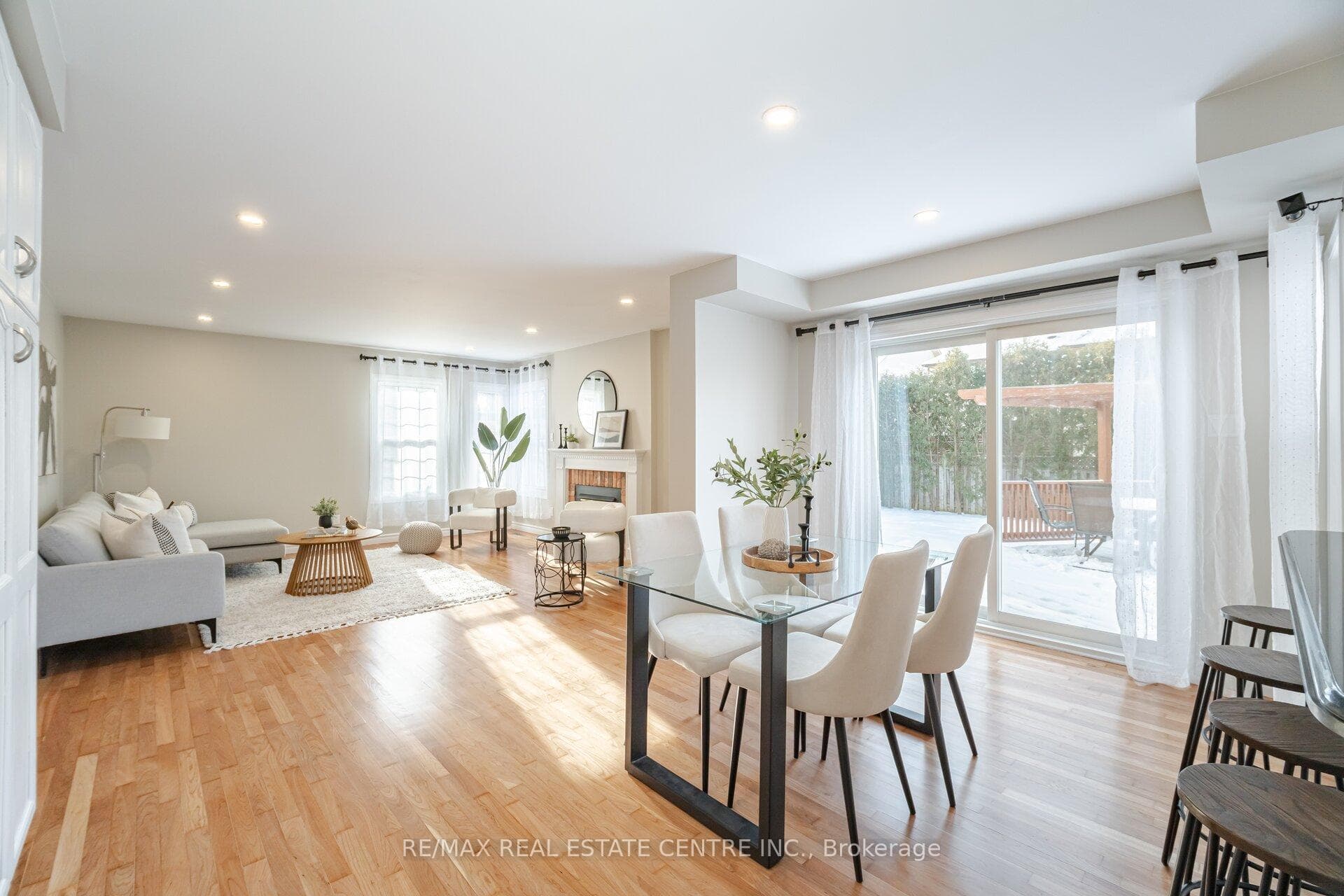 2130 Berwick Drive photo 18
