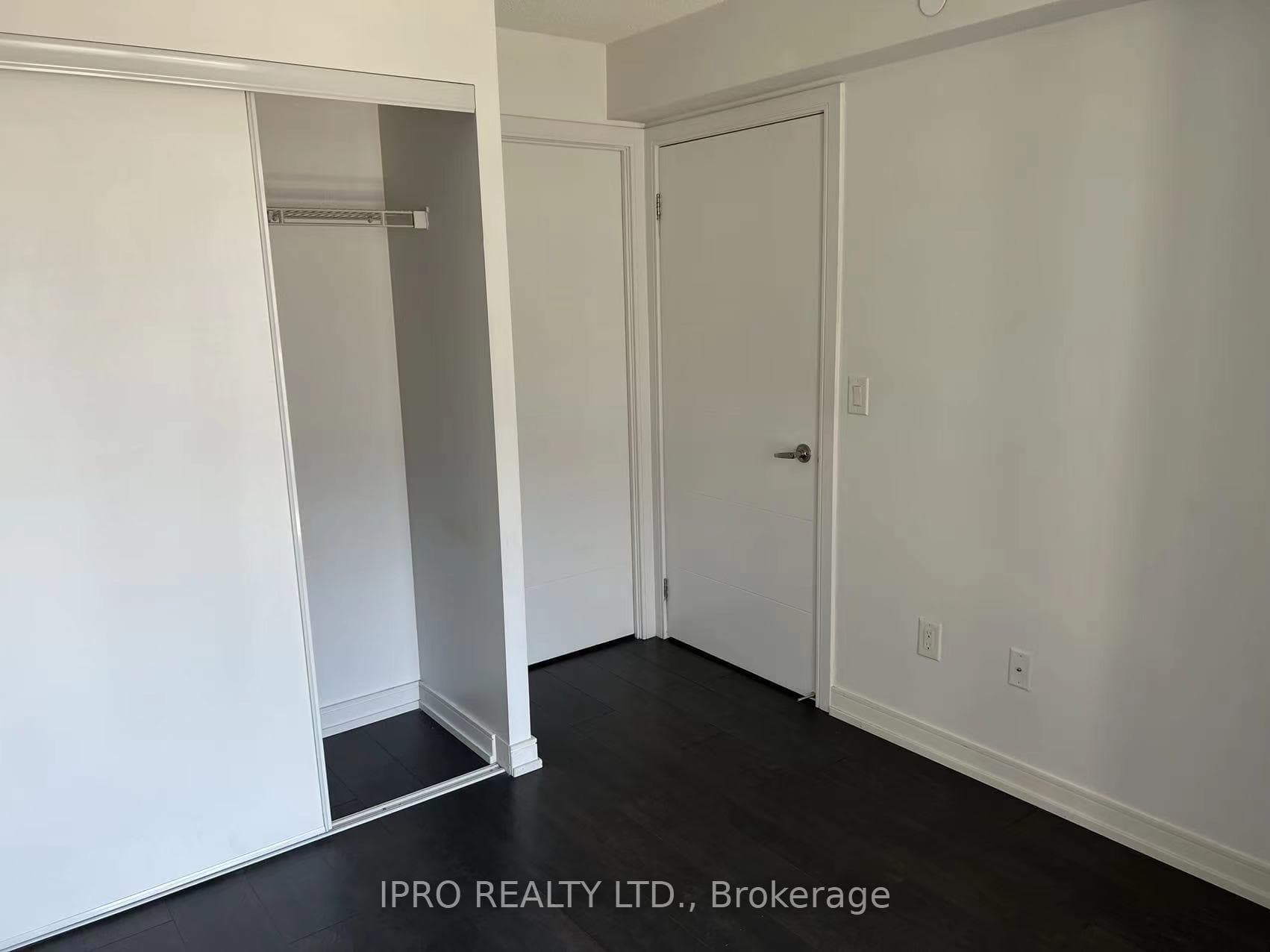 525 Adelaide Street Unit 616 photo 15