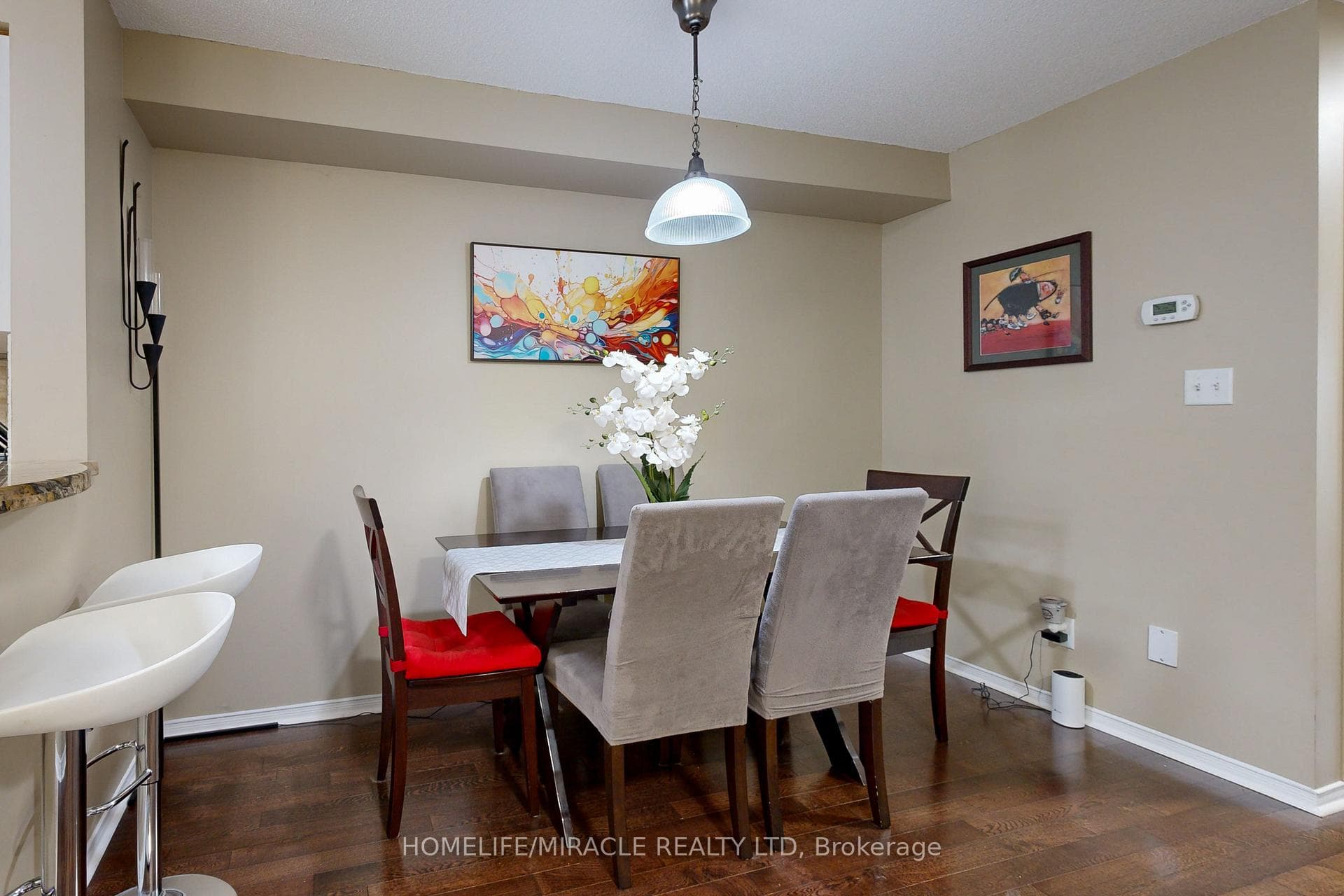 3242 Redpath Circle photo 6