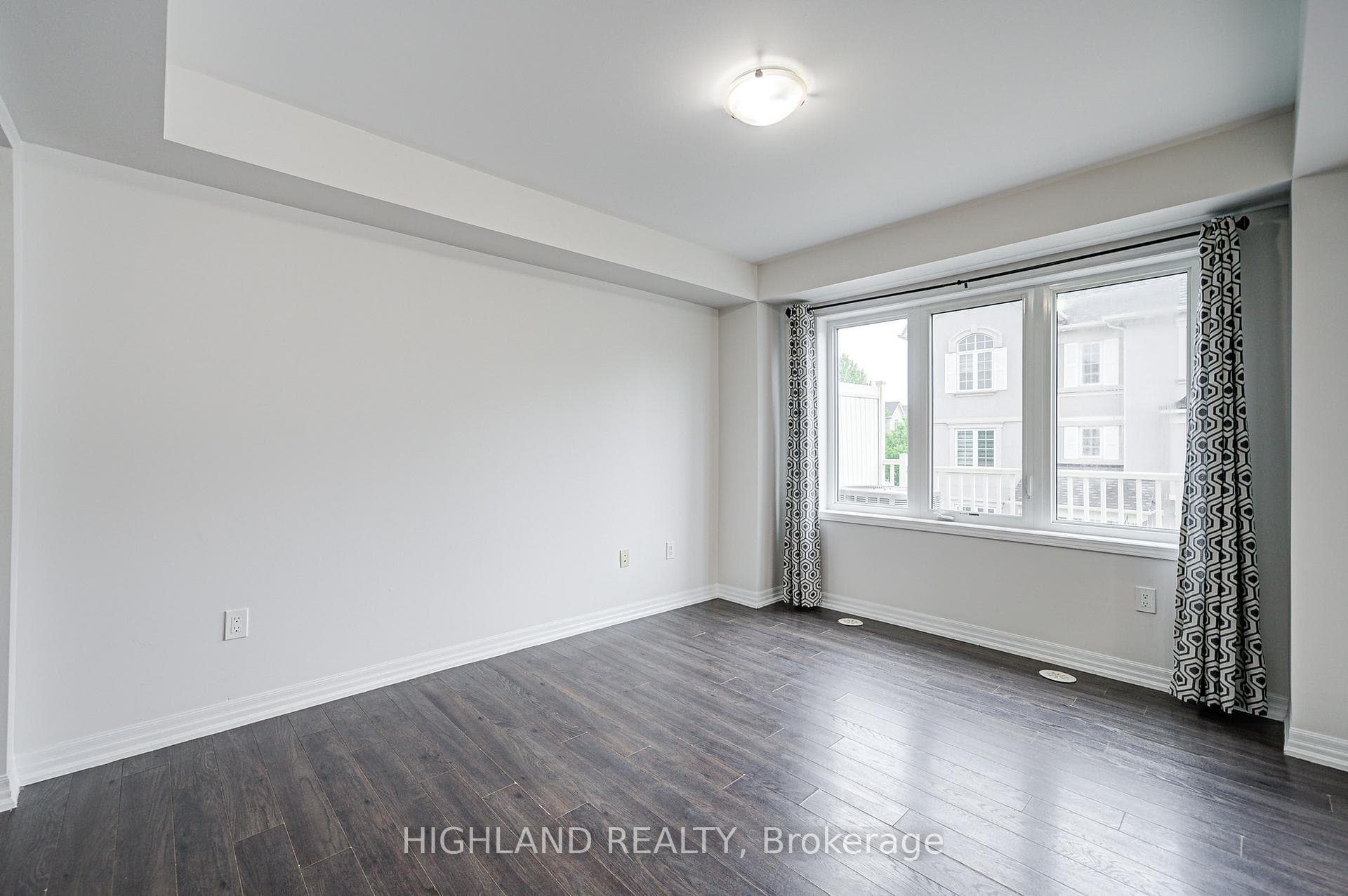 265 Ellen Davidson Drive Unit 4 photo 22