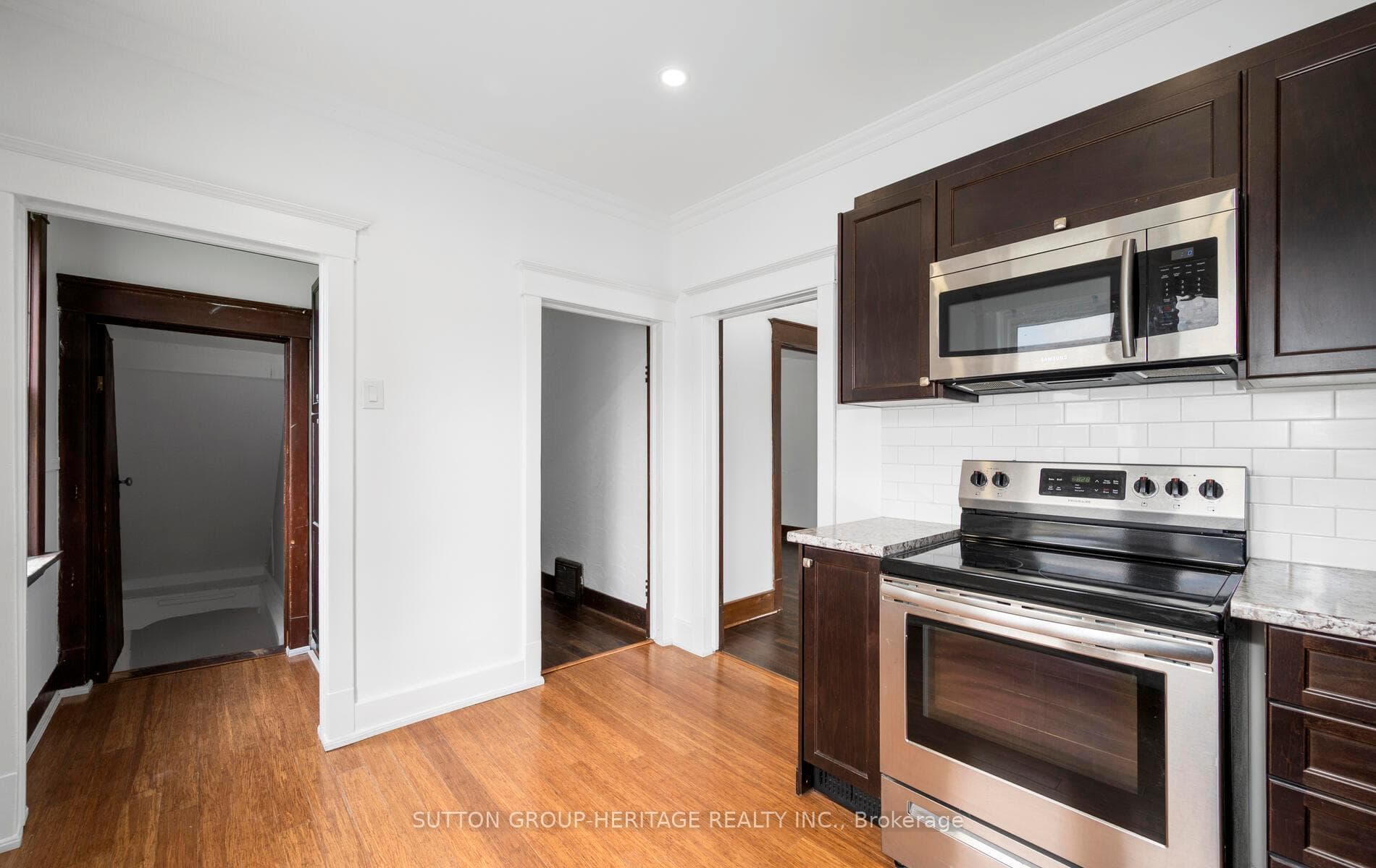 782 Ritson Road photo 12