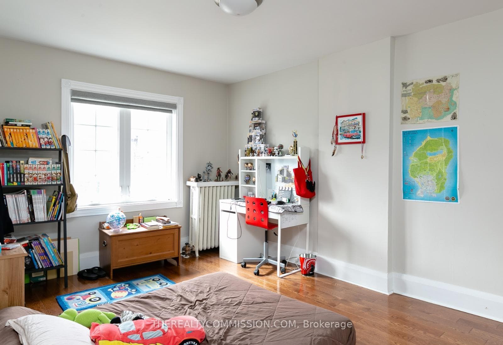 593 Oriole Parkway photo 30