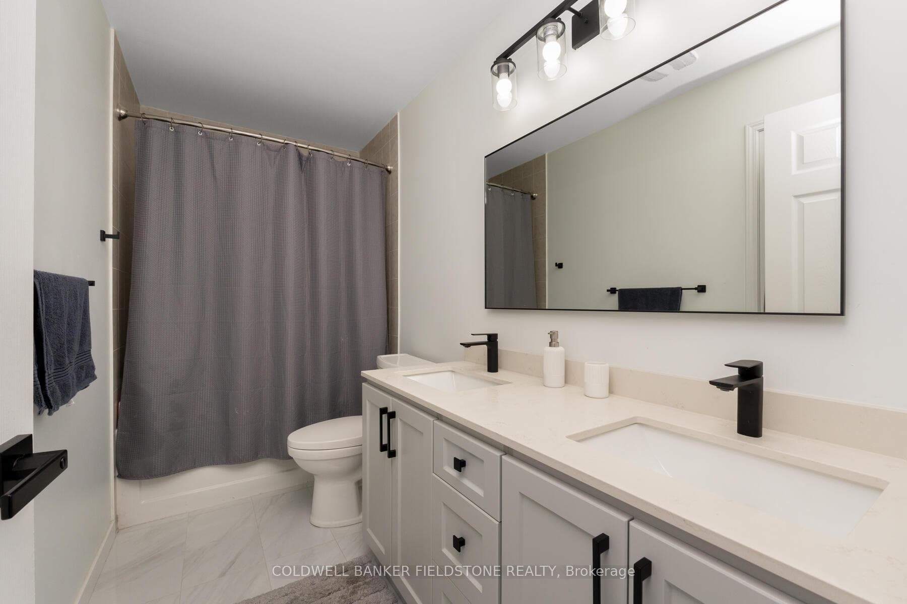 39 Golden Springs Drive photo 20