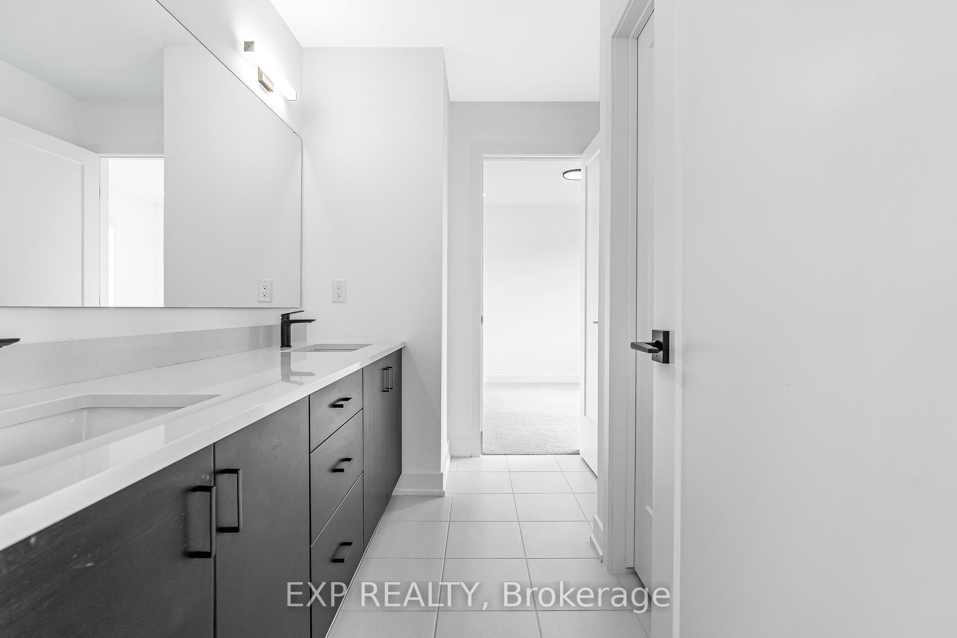 489 Duvernay Drive photo 39