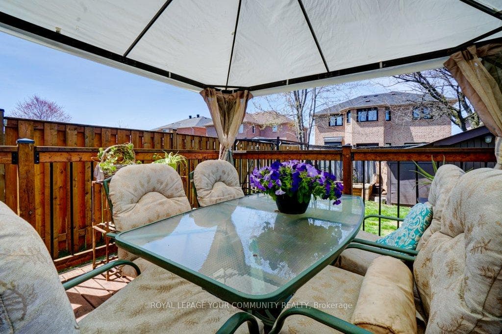 27 Hubert Corless Drive photo 36