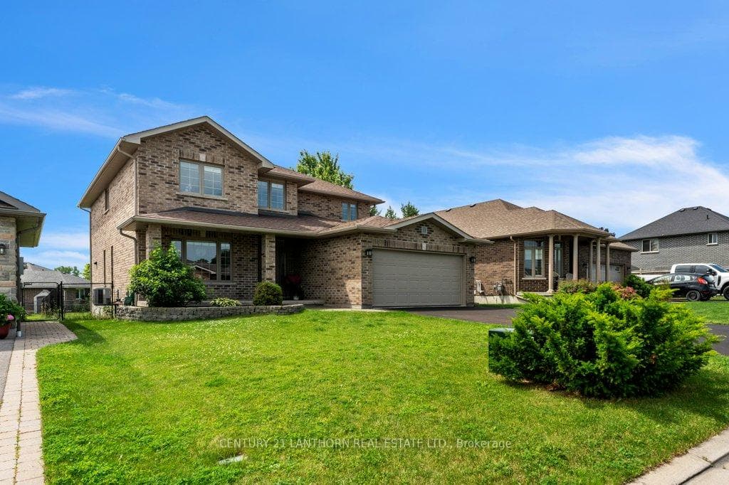 11 Kipling Drive photo 2